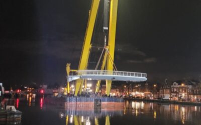 Zaanbrug: Inhijsen brugdek en balans